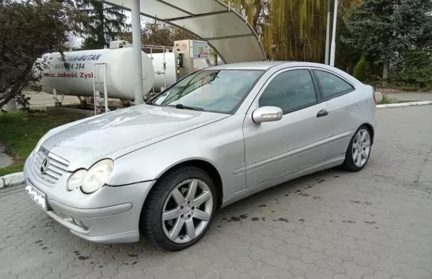 Mercedes coupe LPG automat - Zdjęcie 6